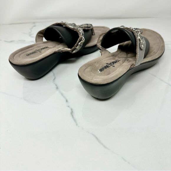 Minnetonka Leather Sandals- Size 8 - Picture 9 of 12